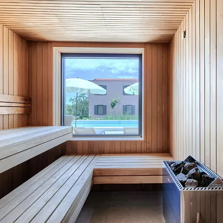 Sola By Interhome * Tinjan