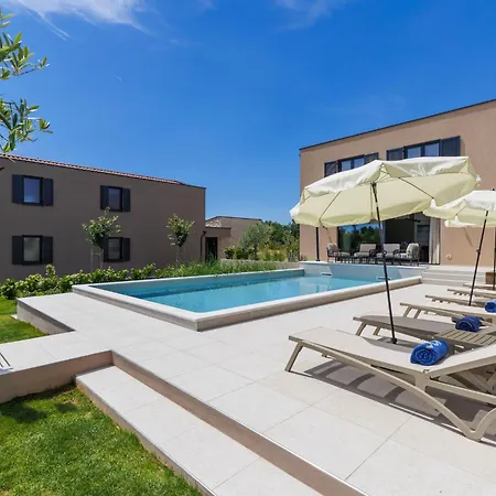 Sola By Interhome