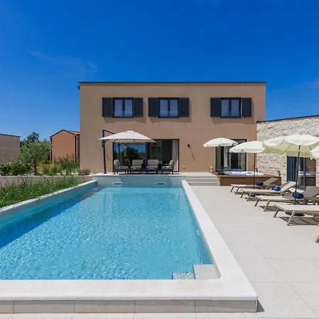 Sola By Interhome