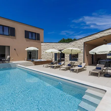 Sola By Interhome
